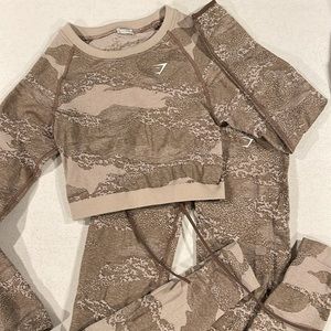 Gymshark Adapt Camo Lace Top & Leggings